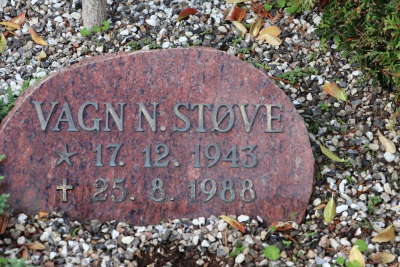 Vagn N. Stoeve.JPG